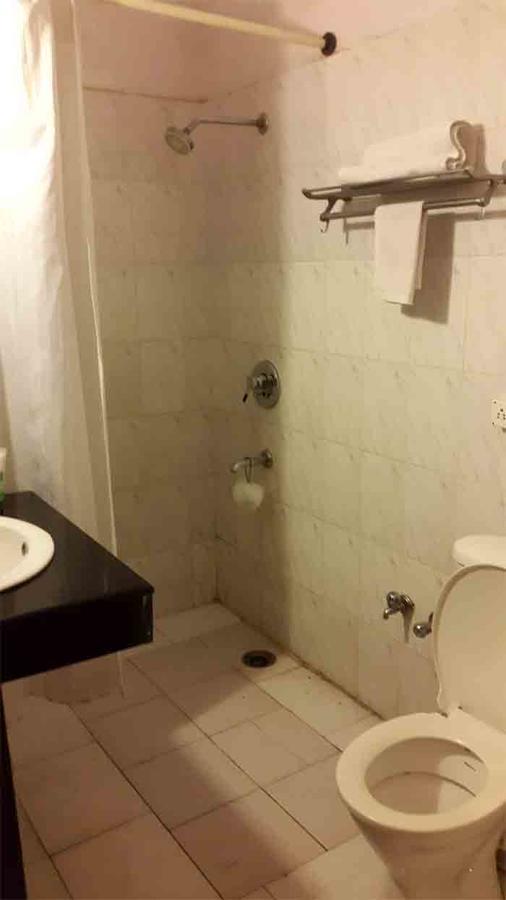 Grace Home New Delhi Bagian luar foto