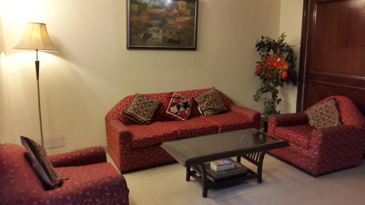 Grace Home New Delhi Bagian luar foto