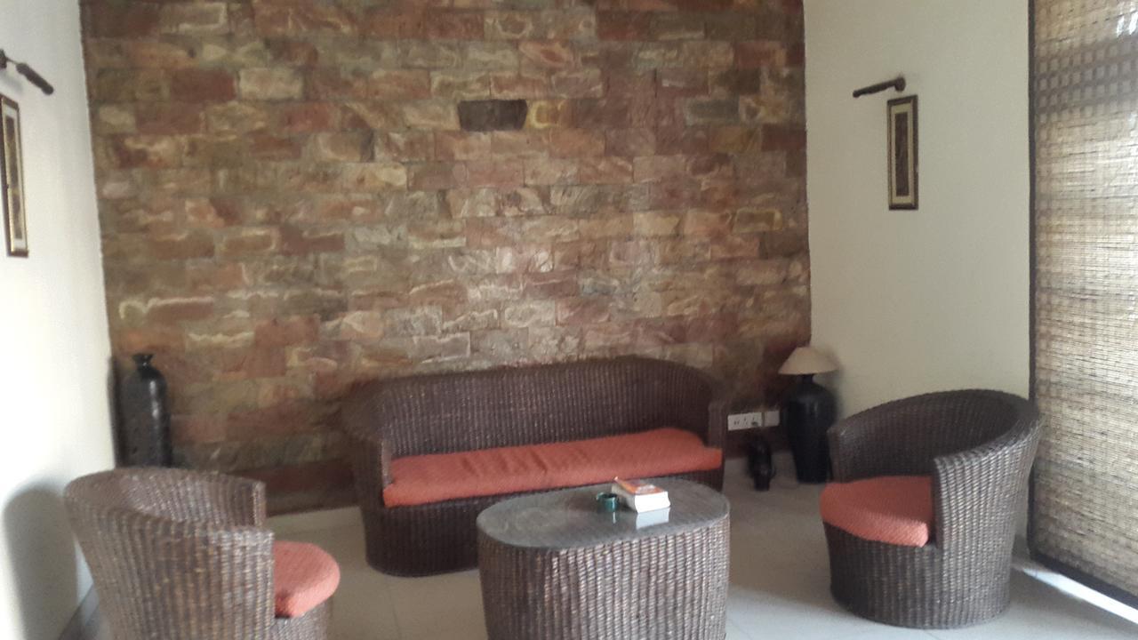 Grace Home New Delhi Bagian luar foto